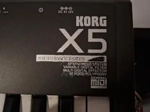 Korg X5 – Music Synthesizer