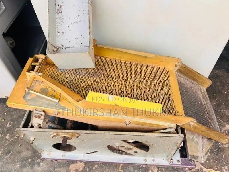 Rice Grinding Machine