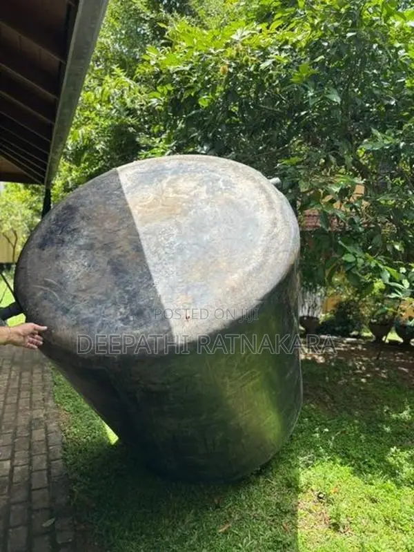 2000L Water Tank