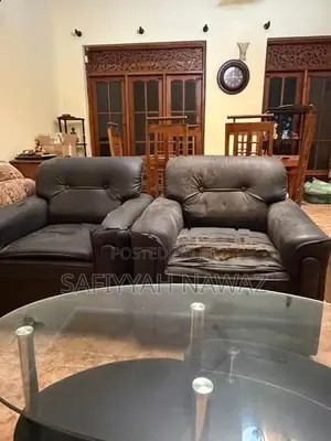Single Seater Used Sofa