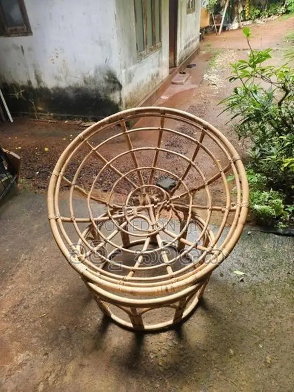 වේවැල් පුටු