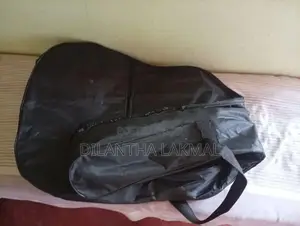 Box Guitar