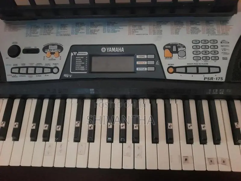 Piano with Table