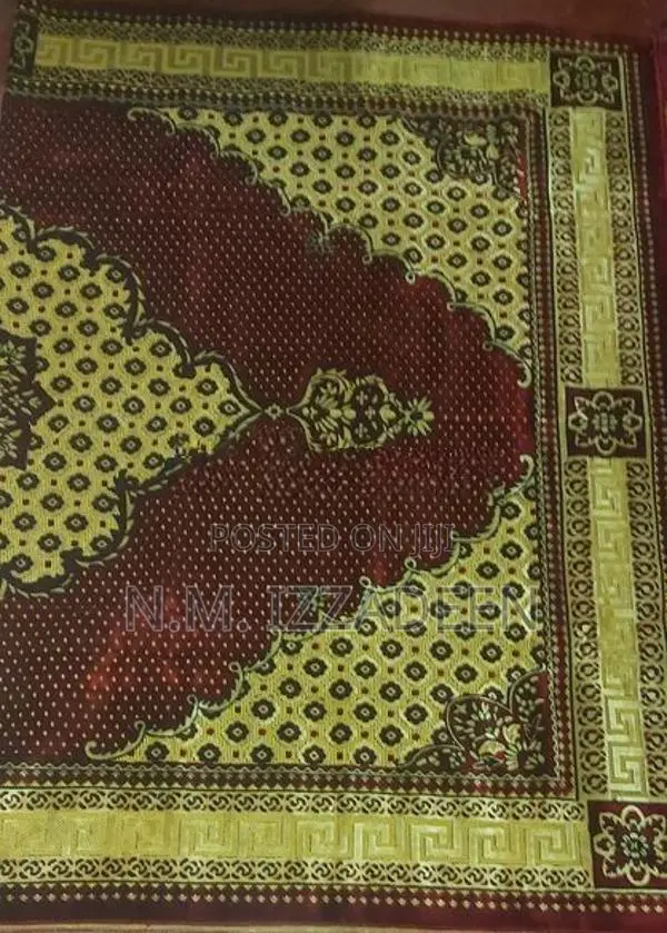 Italian Carpet 20 X 7 Foots