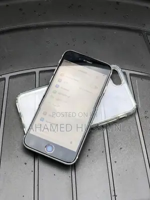 Apple iPhone SE 2 White 128GB (Used)