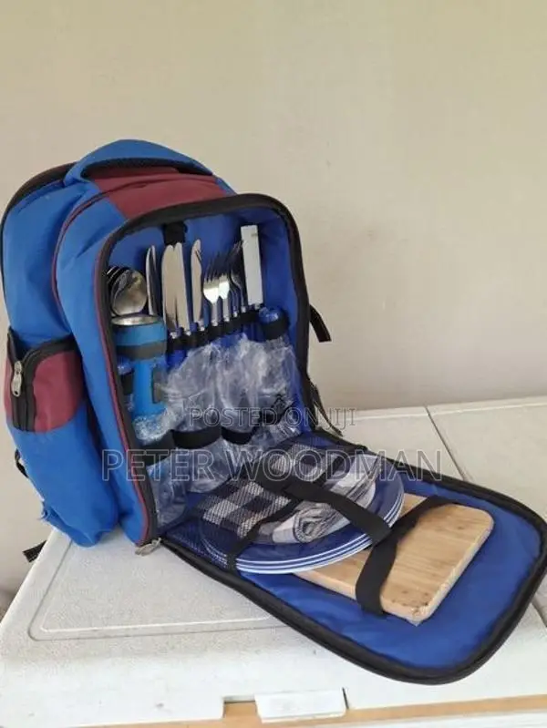 Deluxe Picnic Bag with Equipment