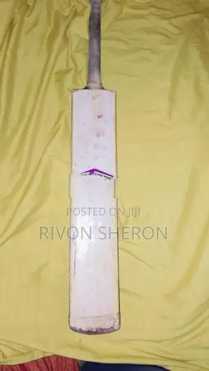 Leather Cricket Bat (SS)