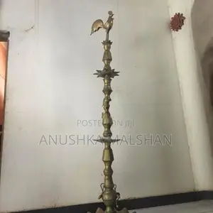 පිත්‍තල කුකුලා පහන
