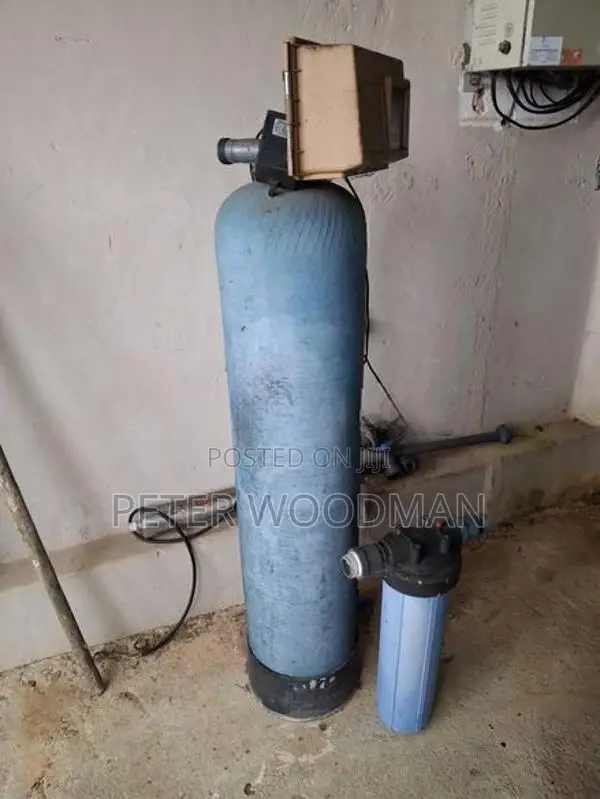 Water Filter System with Large Cylinder