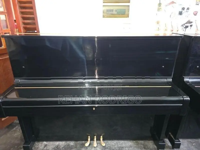 Yamaha U1 Piano
