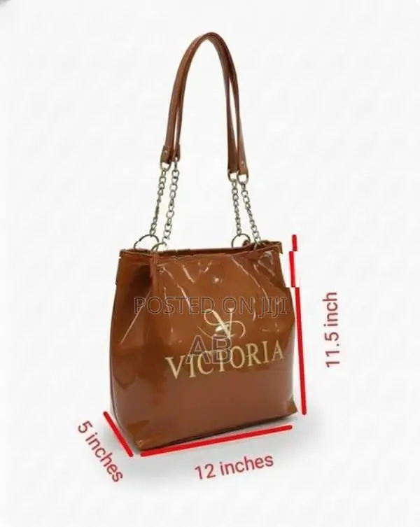 Victoria Shining Half Chained Bag