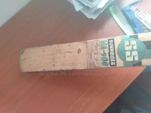 Ton Bat
