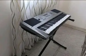 Yamaha Keyboard PSR-E353