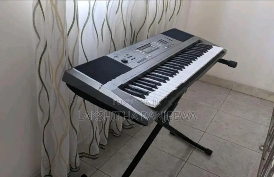 Yamaha Keyboard PSR-E353