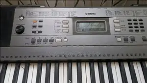 Yamaha Keyboard PSR-E353