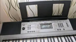 Yamaha Keyboard PSR-E353