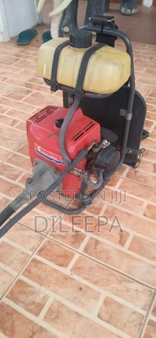 Grass Trimmer