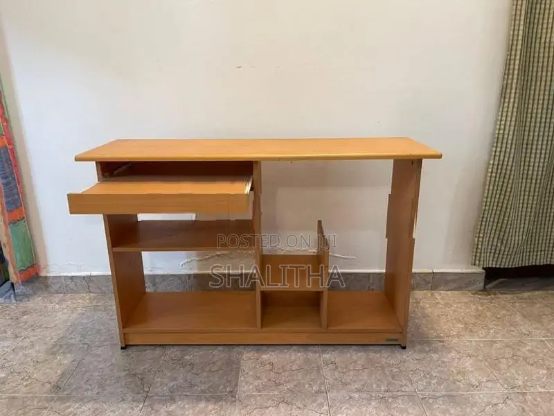 Computer Table