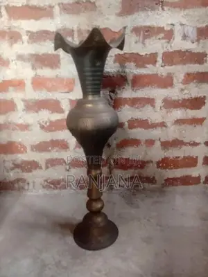 Piththala Vase