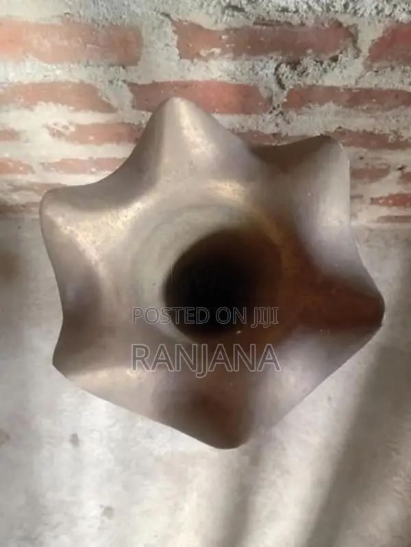 Piththala Vase