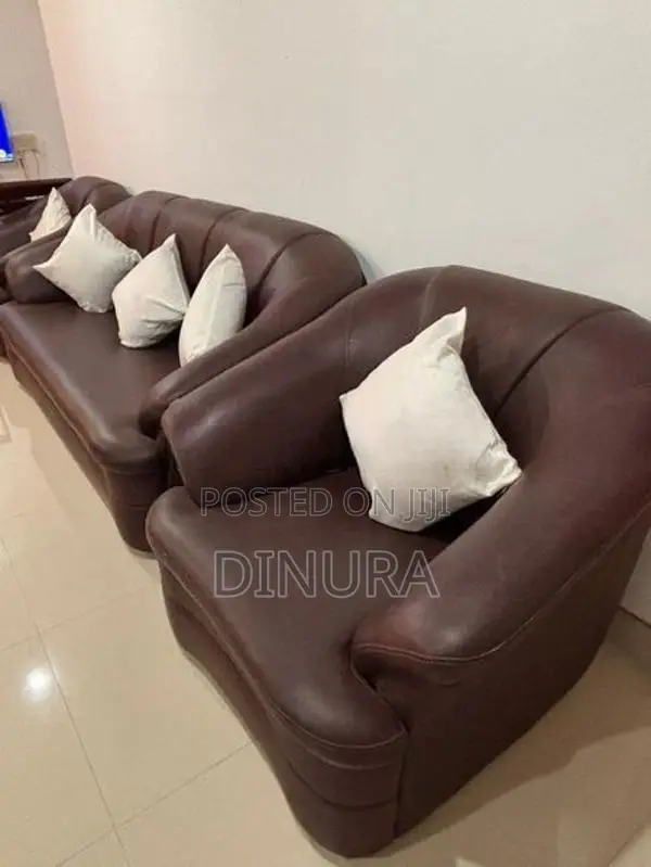 Damro Piyestra Sofa Set