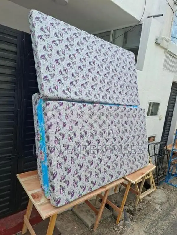 Single mattress