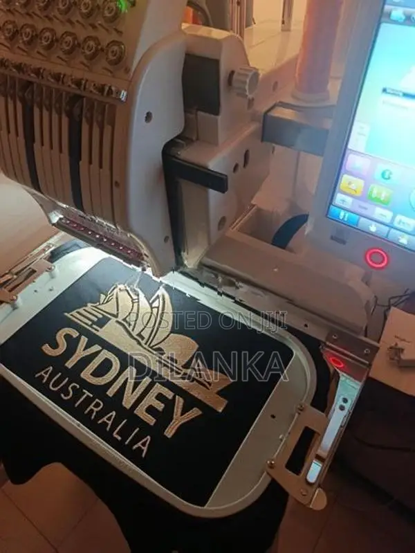 12 Needle Embroidery Machine With Software