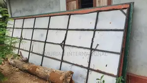 Used Iron Sheet (Tin) Structure With Box-Bar Frame