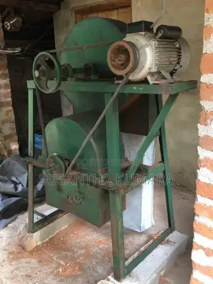 Coconut Husk Cutting Machine
