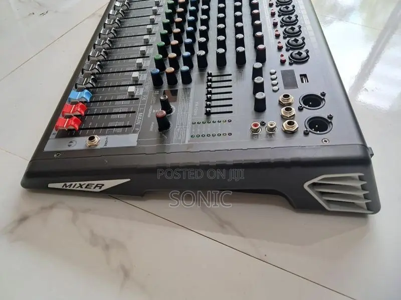 Yamaha 10 Channel Audio Mixer