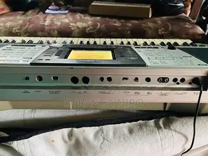 Yamaha Kibord Psr2000