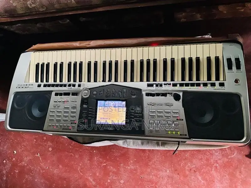 Yamaha Kibord Psr2000