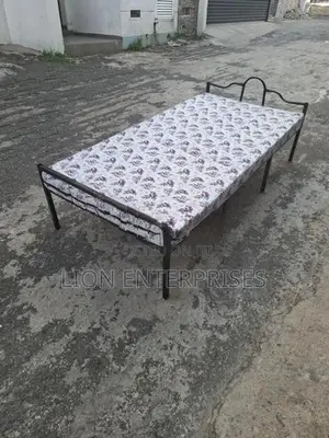 Bed with mattress 6×3