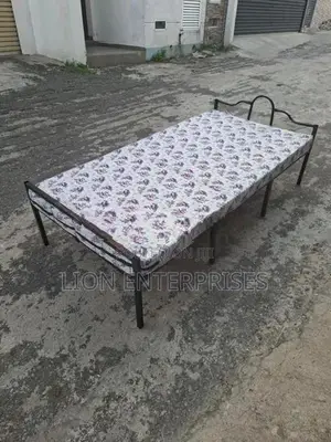 Bed with mattress 6×3