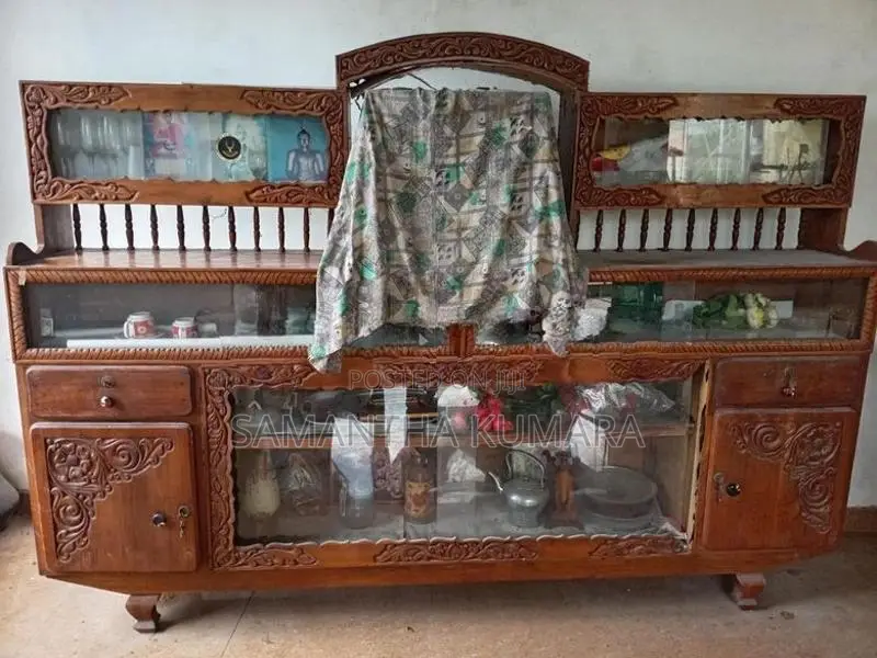 තේක්ක වීදුරු කැබිනට්