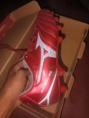 Mizuno Football Boots
