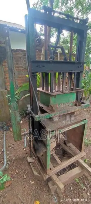 බ්ලොක් ගල් සාදන මැශින්