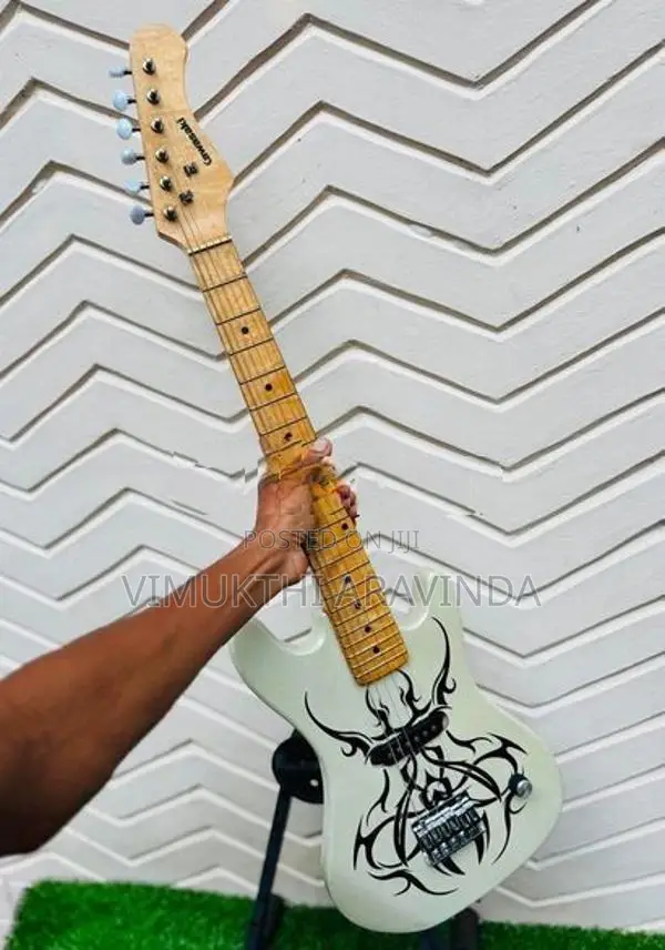 Baby size Electric guitar