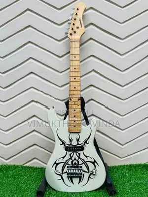 Baby size Electric guitar