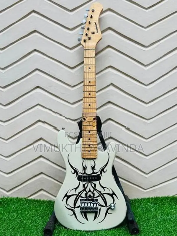 Baby size Electric guitar