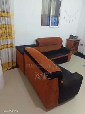 Damro Sofa Set