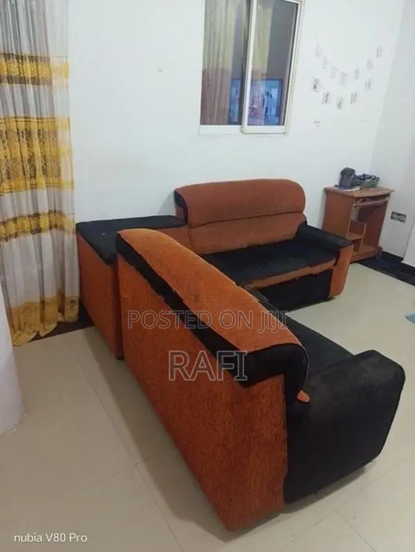 Damro Sofa Set
