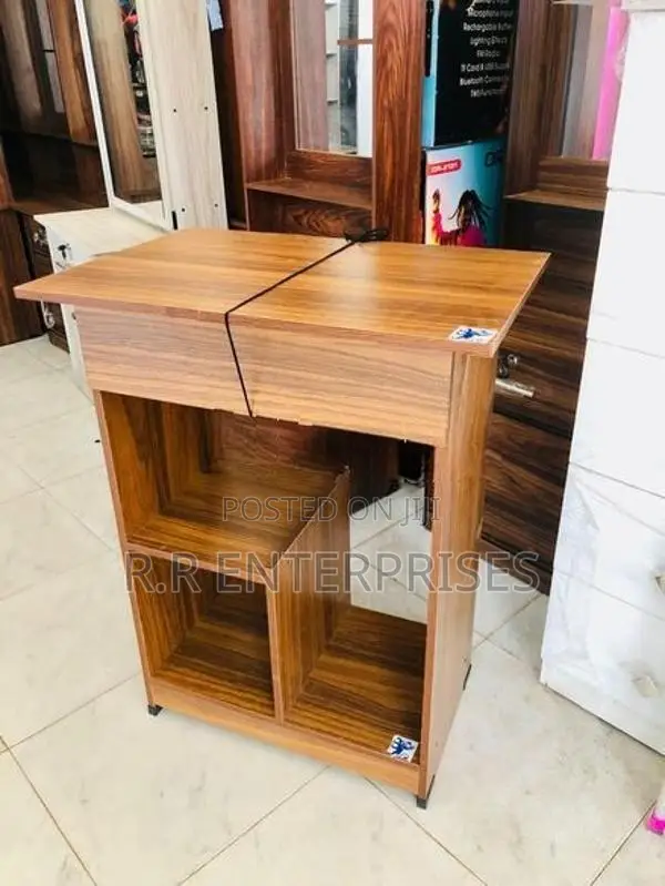 Modern M Laptop Table