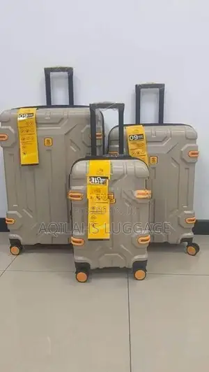 PP Unbreakable luggage bags sets