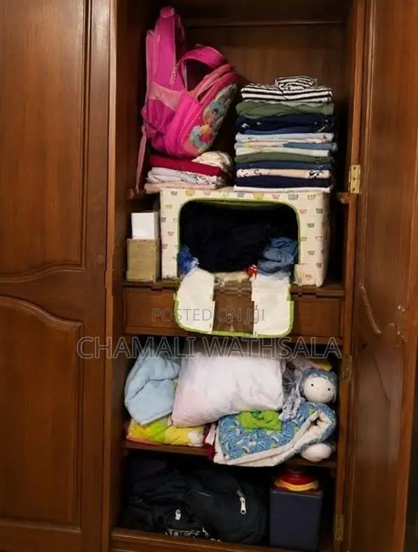 තොලන්