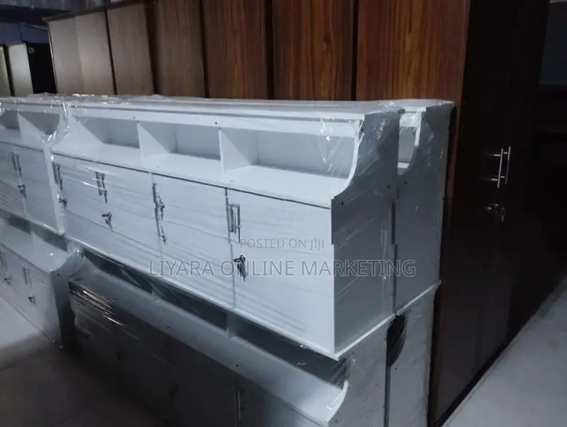 Melamine 4d Panrty Cupboard White