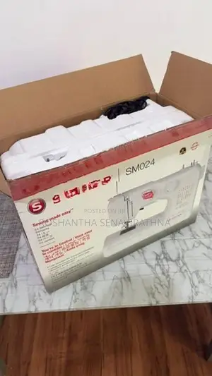 Singer Portable Sewing Machine (SM024) - 25 Built In Stiches