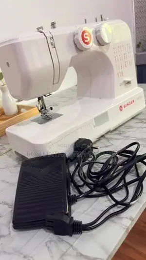 Singer Portable Sewing Machine (SM024) - 25 Built In Stiches