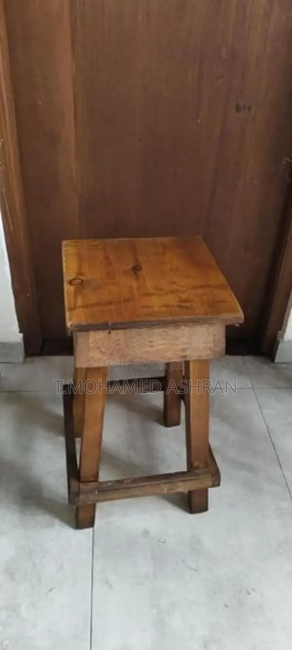 Restaurant Table With Chairs