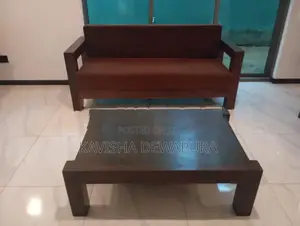 Kumbuk Sofa Set